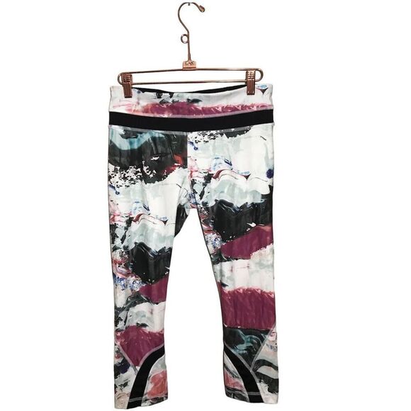 Lululemon Inspire Crop Pants Luxtreme‎ Pigment Wave Multi Black Leggings Size 6 - Picture 3 of 8